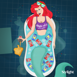 Stylight Ariel in badkuip met bierflesjes en zonnebril
